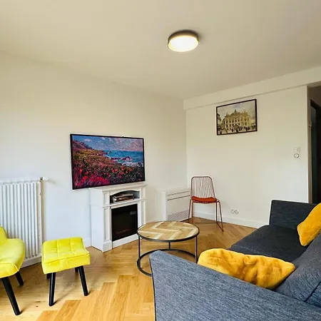 An Exceptional Apartment, 20 Min Paris, 10 Min Orly Airport, 30 Min Disney, 25 Min Versailles, Parking Free 아파트 안토니