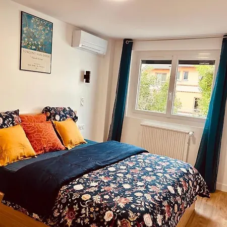 Apartment An Exceptional Apartment, 20 Min Paris, 10 Min Orly Airport, 30 Min Disney, 25 Min Versailles, Parking Free